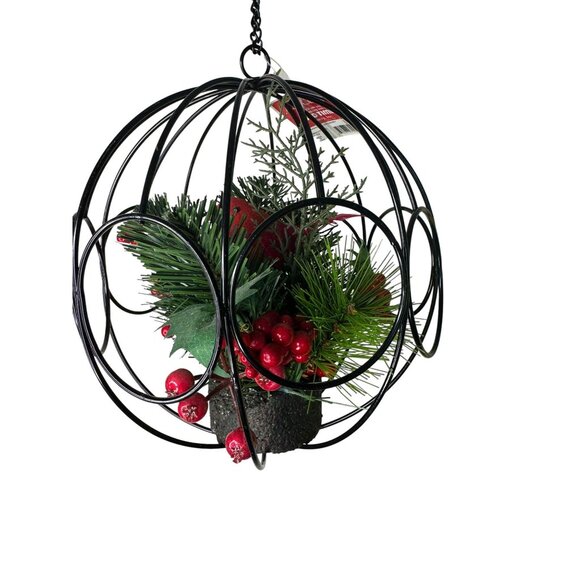 9" Hanging Ball With Artificial Pine & Berry Arrangement In Black Metal Cage Des - Picture 5 of 11